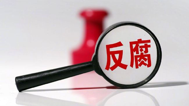 蝙蝠侠与超人的较量